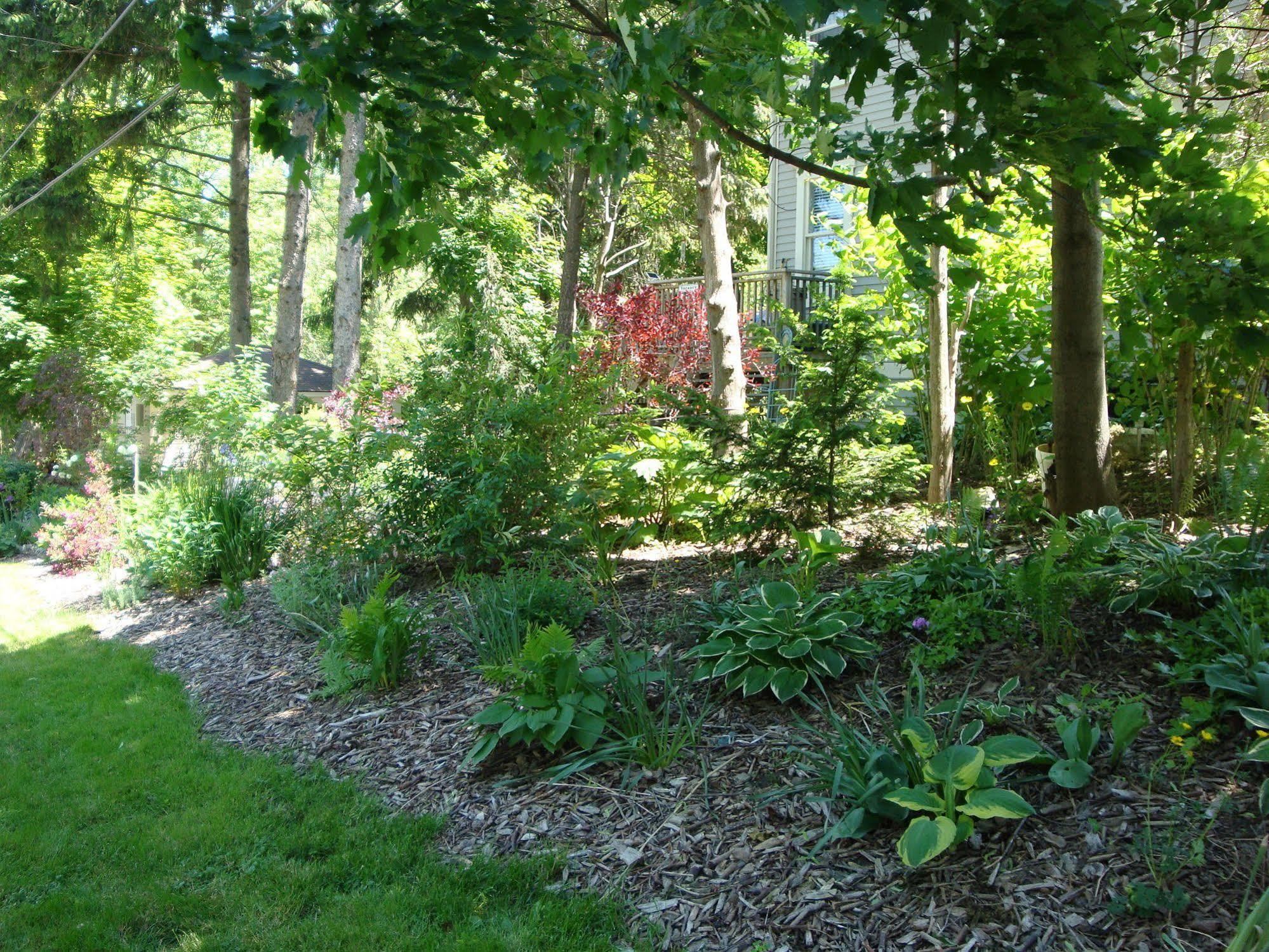 Down Home B&B Niagara-on-the-Lake Exterior photo